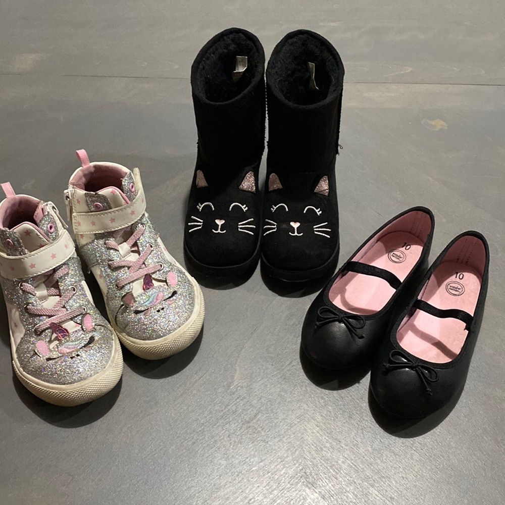 Lot of toddler girl shoes size 10